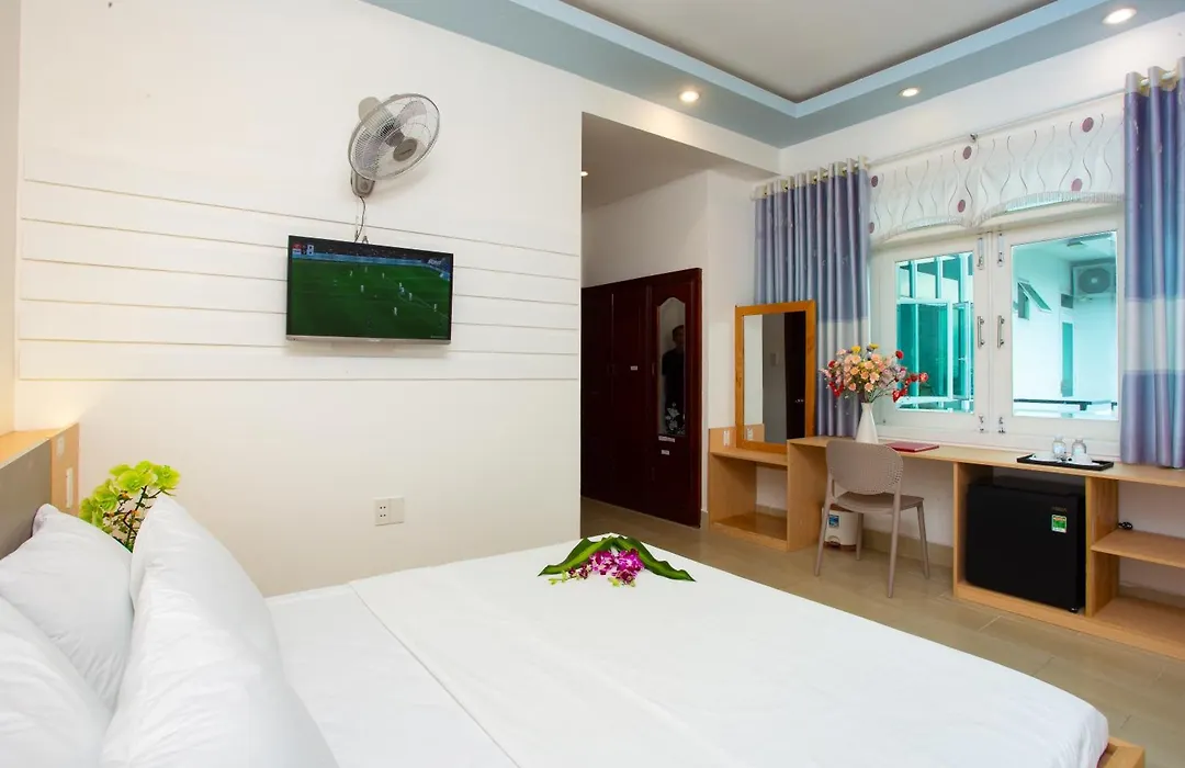 Gold Stars Hotel-1