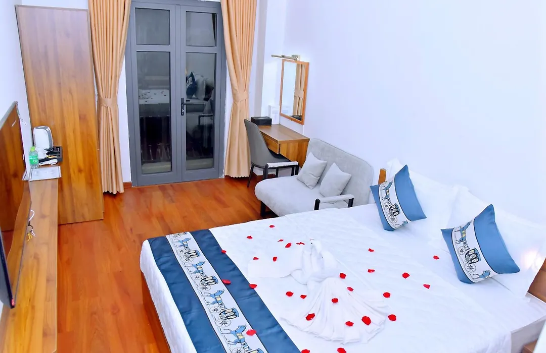 Gold City Hotel-1