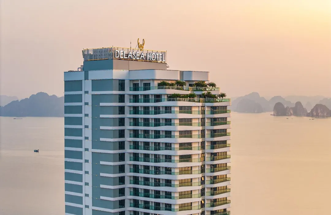 Delasea Ha Long Hotel - Modern Bayview Escape-1