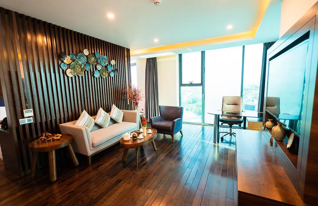 Eagle Hotel-1