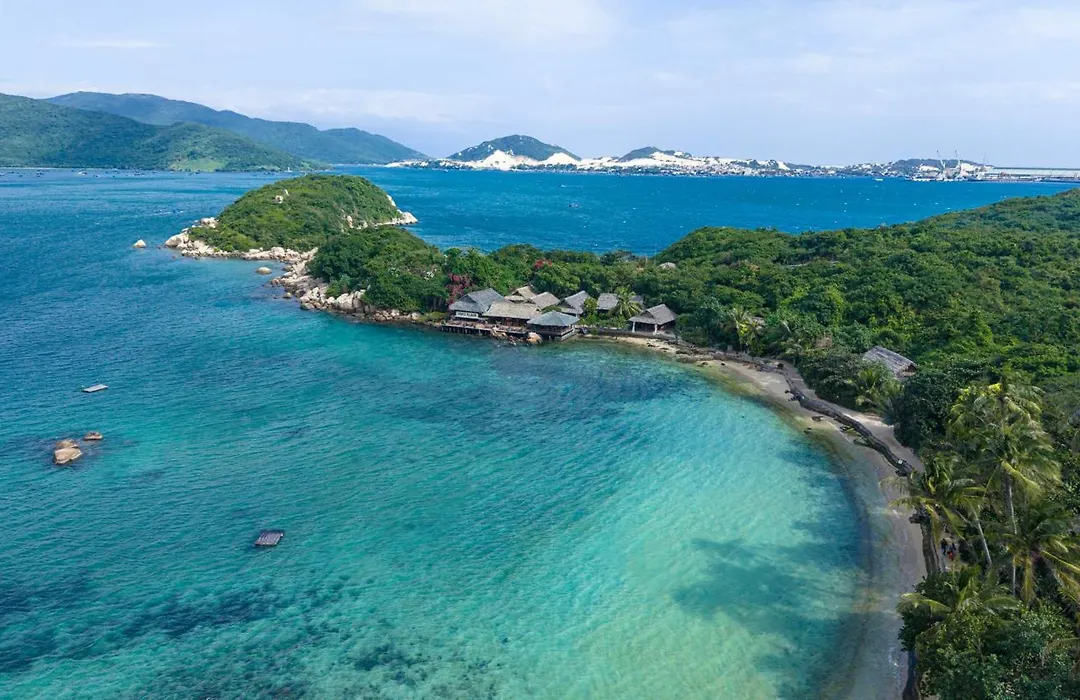 Whale Island Resort-1