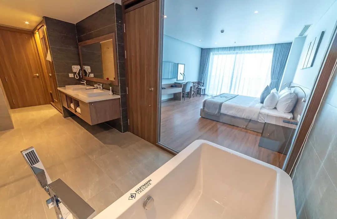 Long Thuan Hotel & Resort-1