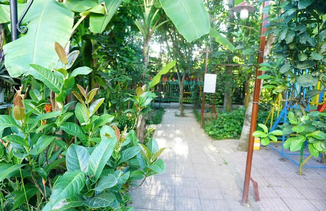Hue Lotus Homestay-1
