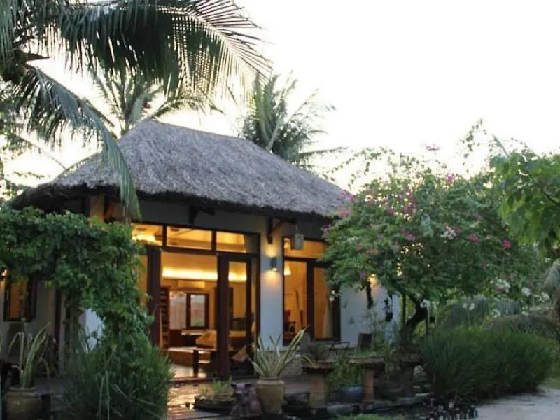Coco Homestay Lagi-1