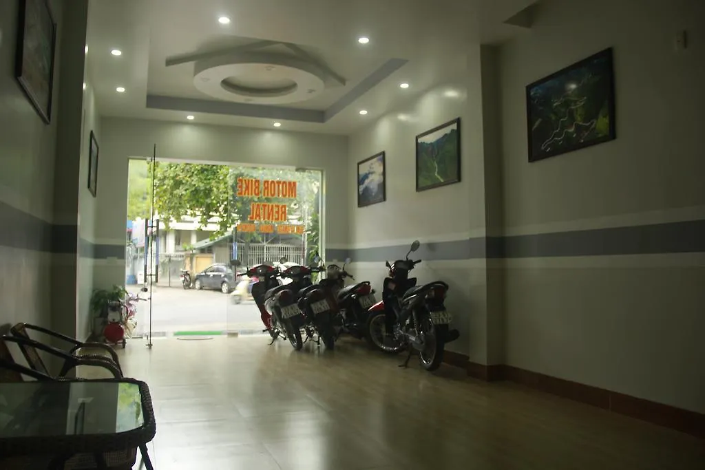 River Queen Guest House-1