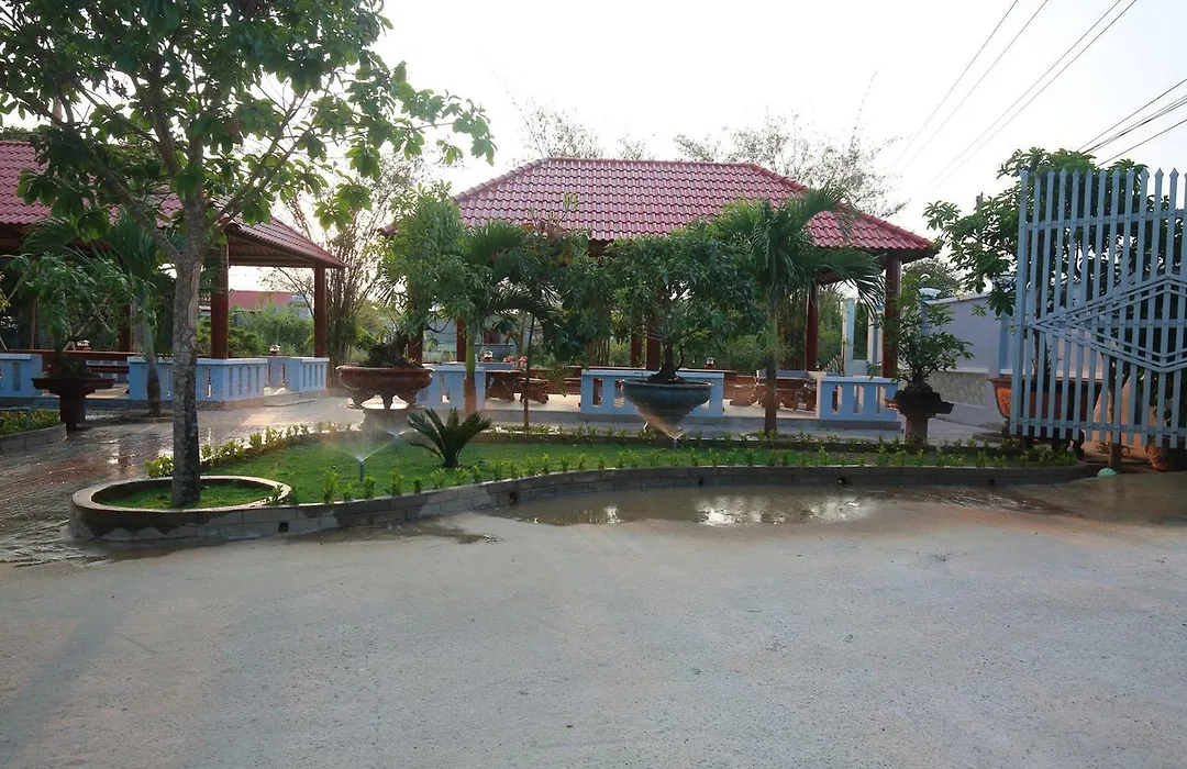 Ven Song Riverside Hotel-1