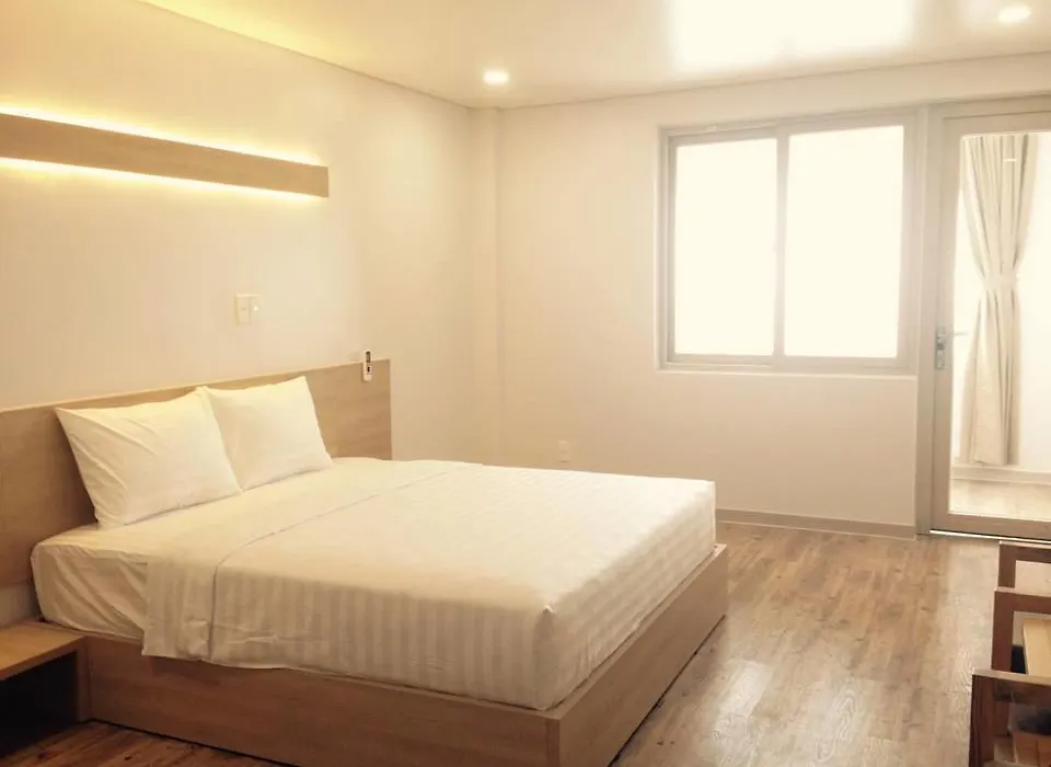 Summer Dream Hotel-1