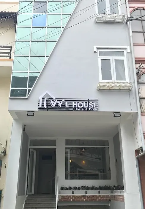 Vy'L House-1