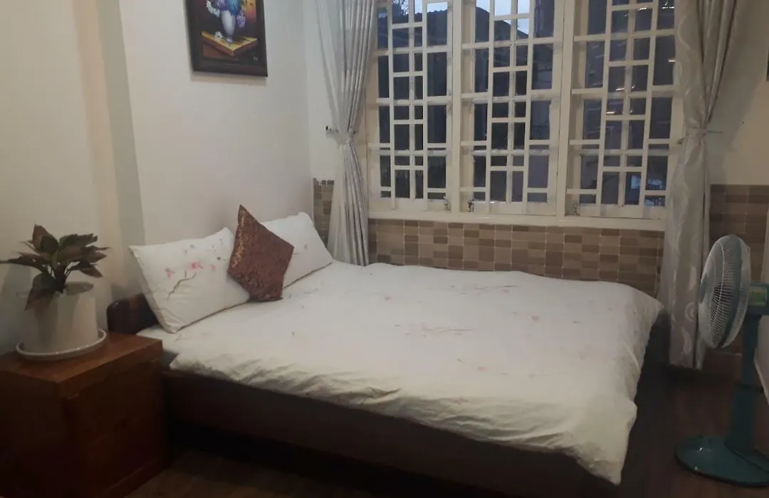 Khách sạn Hoa Huệ-1
