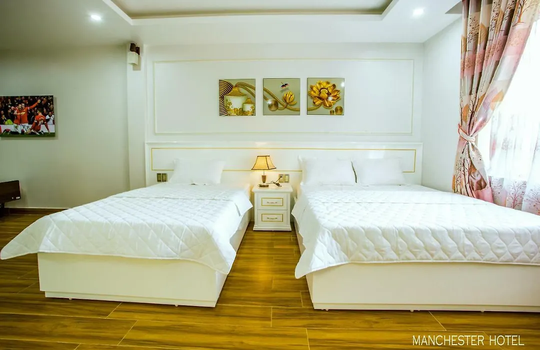 Manchester Hotel Ha Long-1