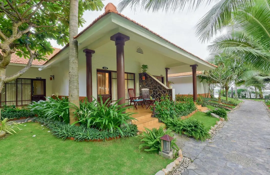 Ravenala Boutique Resort-1