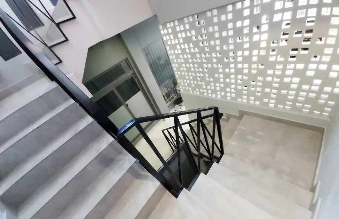 Midmost Boutique Hostel-1