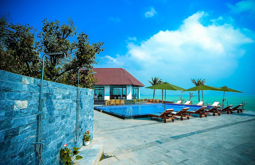 Aurora Villas And Resort-1