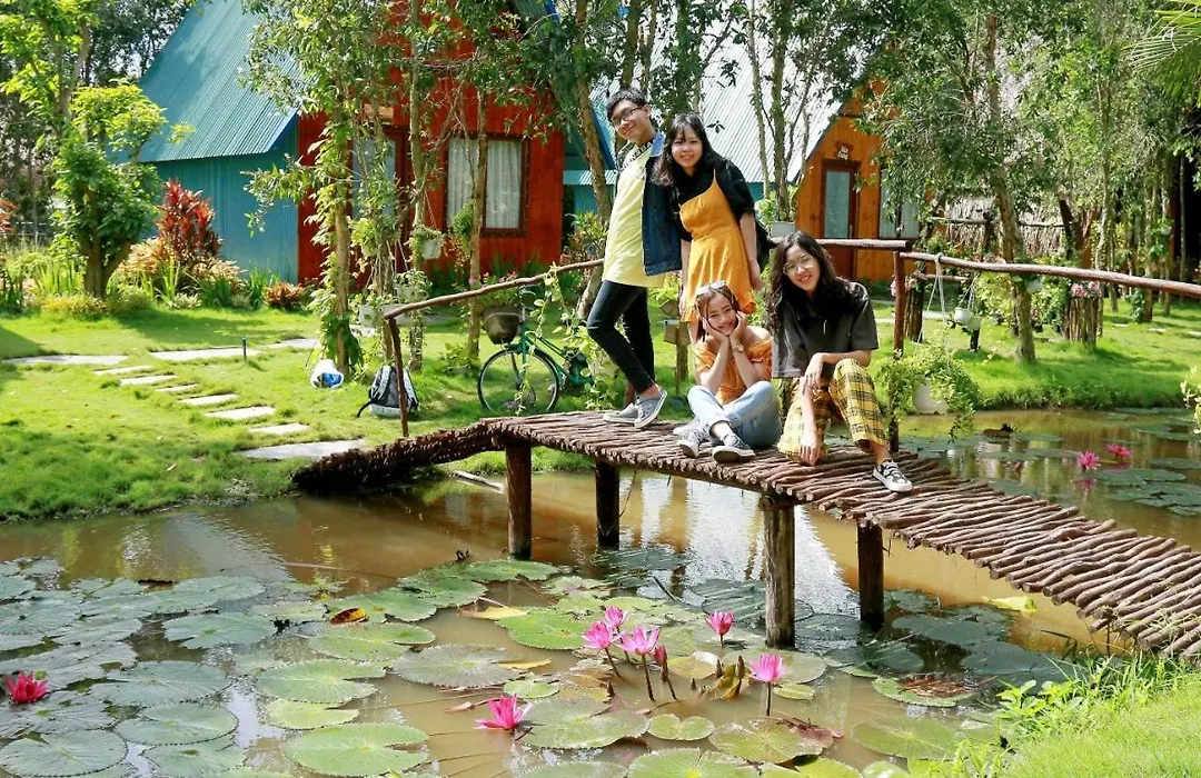 Khu Du Lich Sinh Thai Hoang Hao-1