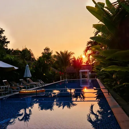 Philip Bungalow-2