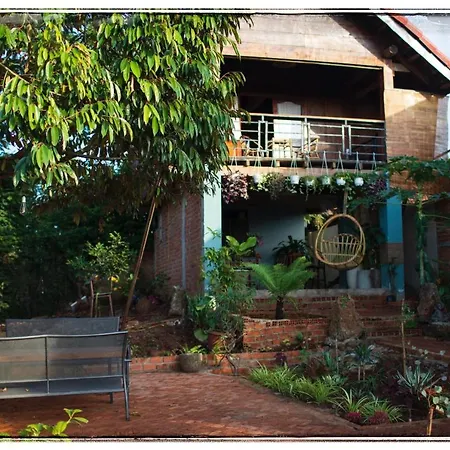 Queeny'S Farmstay Wooden House-3