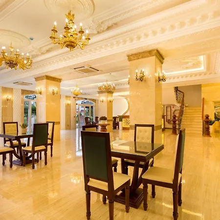Golden Central Hotel-3