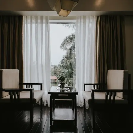 Khách Sạn White Palace Thái Bình 1-2