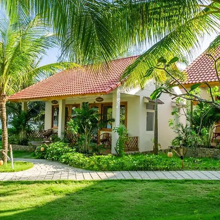 Naomi Resort-3