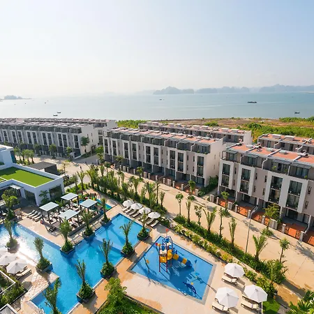 Royal Lotus Ha Long Resort & Villas-3