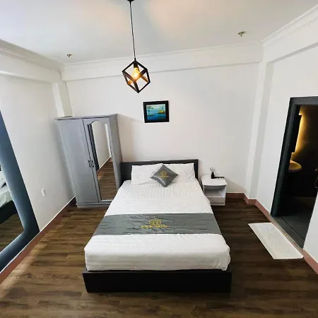 Bob Hotel-3
