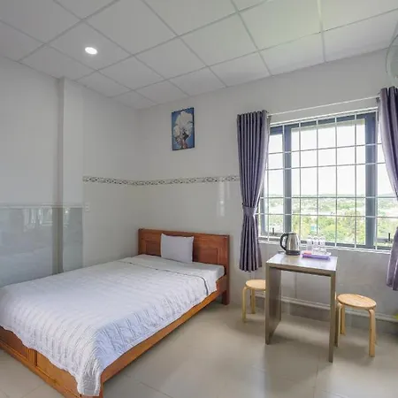 Thanh Ngoc Motel 2-2
