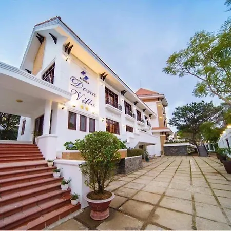 Dona Villa-3