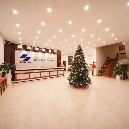 Dona Villa-2