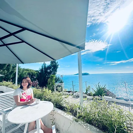 Rubeach Hotel & Rerost-2