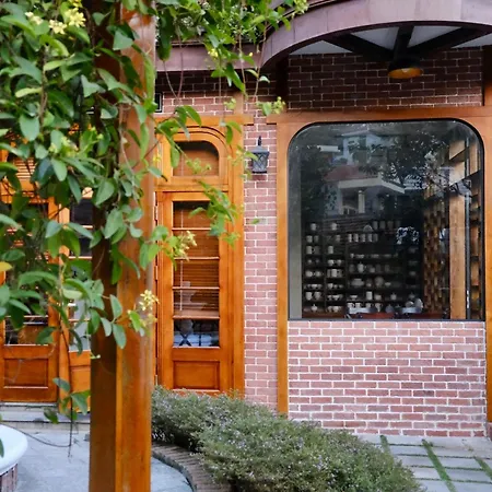 Little Colmar - Homestay & Pottery Studio-2