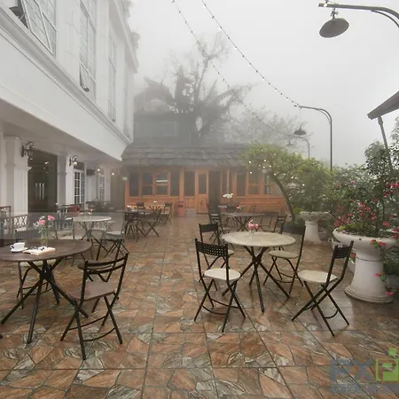 Azure Sapa Hotel-3