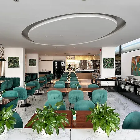 Len'S Hotel-3