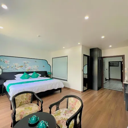 Q Villa Hotel-3