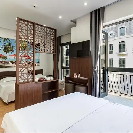 Legend Lakeside Hotel-2