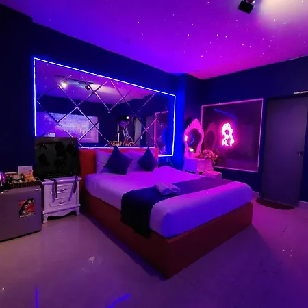 Ngàn Phố Studio&Love Hotel-3