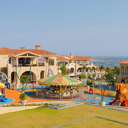 Centara Mirage Resort Mui Ne-3