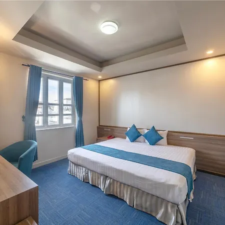 Rum Vang Hotel Da Lat-3