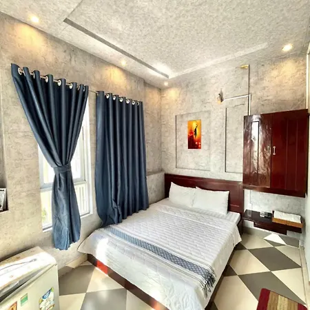 MES HOTEL - Ngay Bến Ninh Kiều-2