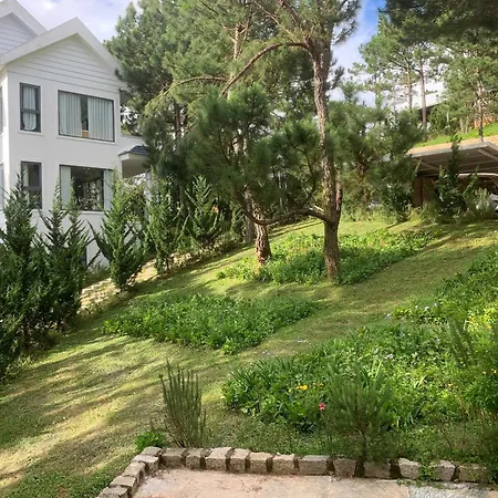 Love Hill Resort-3