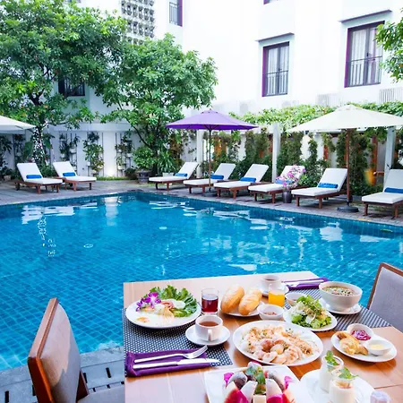 Emm Hotel Hue-2