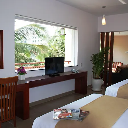 Canary Beach Resort-2
