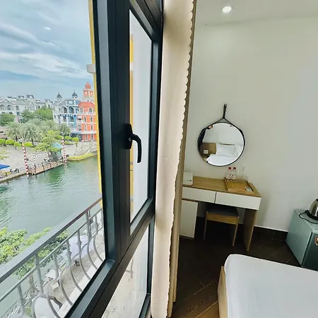 Lia Homestay Grand World Phu Quoc - Sunny Venice Apartment-3