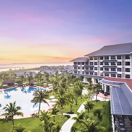 Vinpearl Cua Hoi, Affiliated By Melia-3