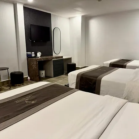 Lion Hotel-2