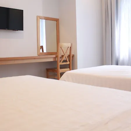 Ly Ky Hotel 2-3