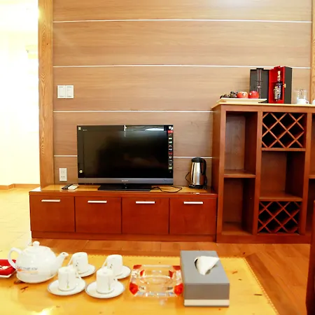 Green Hotel-2