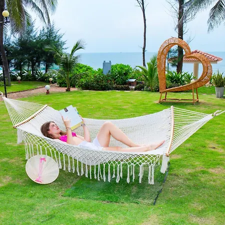 Golden Coast Resort & Spa-2