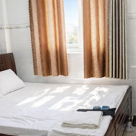Khách Sạn Phước Hưng 1-3