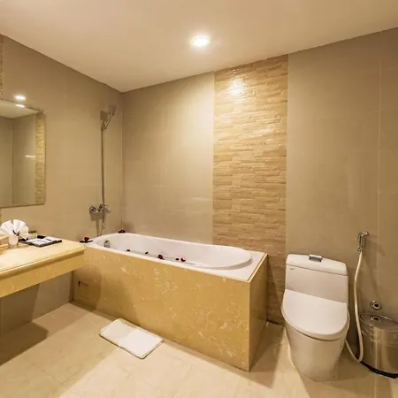 Lam Giang Hotel-2