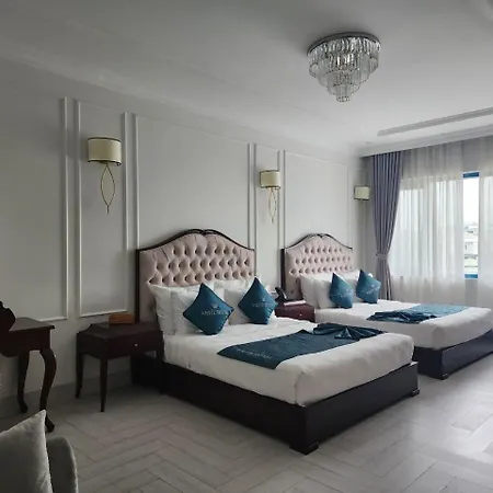 White Hotel-3